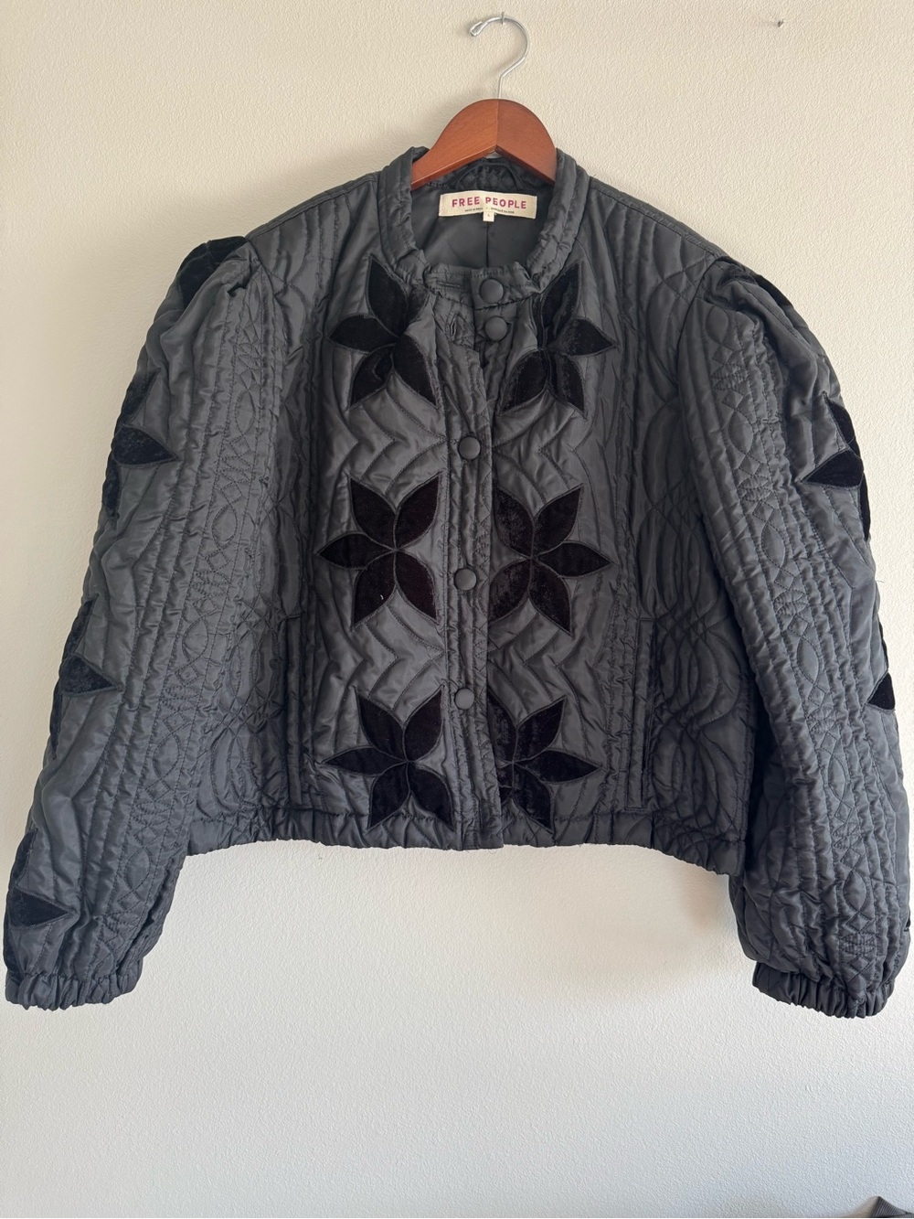 Free People Quinn Quilted Jacket Black Boho Floral Velvet AppliquƩ Large